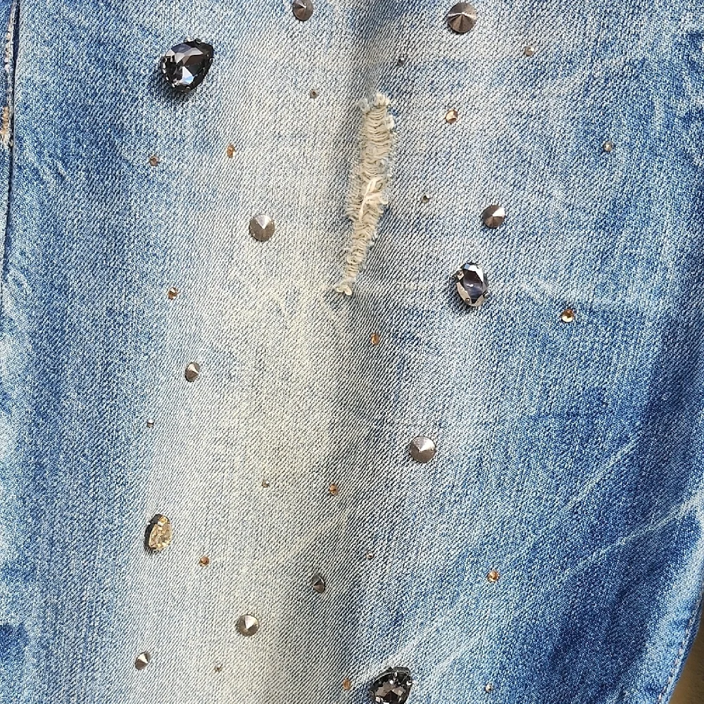 Vtg Made In Italy Distressed Cropped Blue Jeans With Stone Adornments - Picture 6 of 12